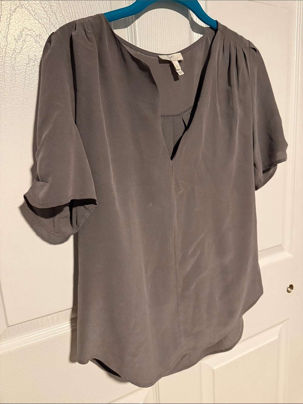 Joie Gray Silk V-Neck Short Flutter Sleeve Blouse small